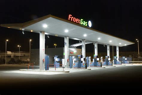 Filling station .